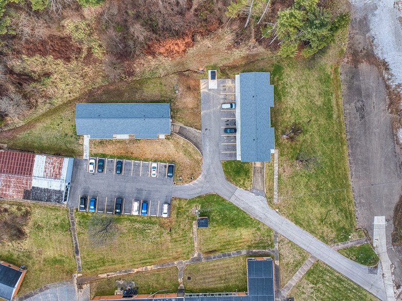 More Photos Of 46 Parkway Pl, Parkersburg Multifamily For Sale