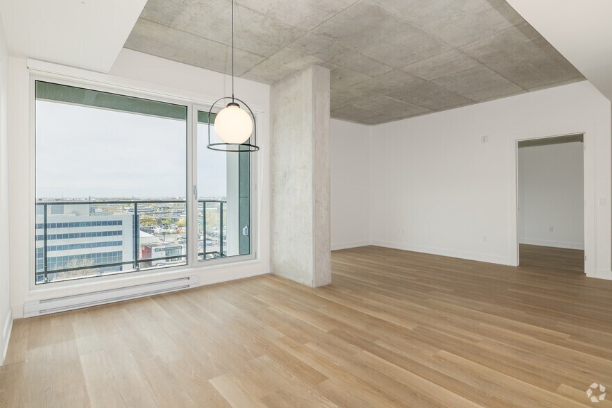 More Photos Of 5200 St De La Savane, Montréal Apartments For Lease