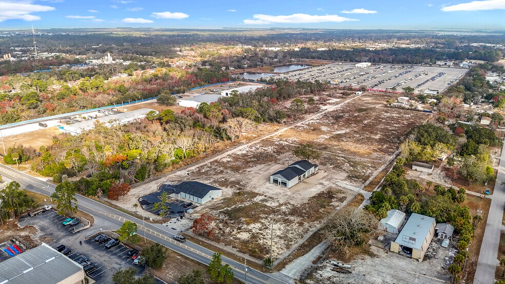 More Photos Of 8925 New York Ave, Hudson Warehouse For Lease