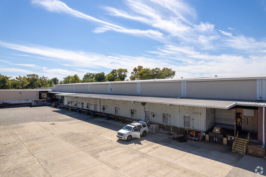 More Photos Of 901 6th St, Daytona Beach Industrial For Sale