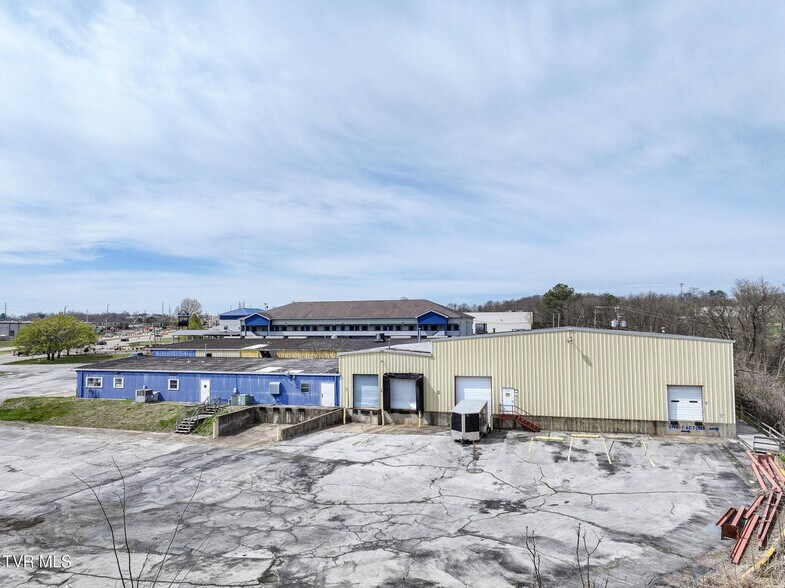 More Photos Of 965 E Andrew Johnson Hwy, Greeneville Light Distribution For Sale