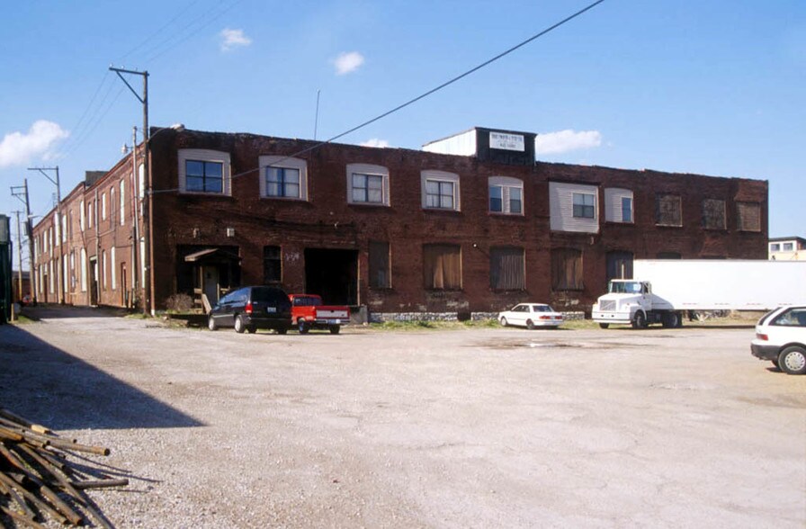 More Photos Of 5215 N 2nd St, Saint Louis Warehouse For Sale