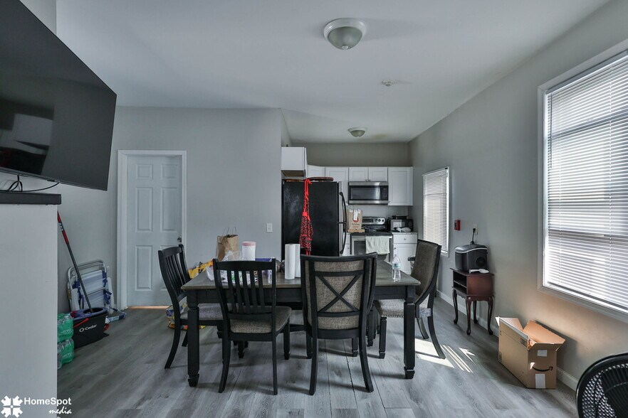More Photos Of 1337 Washington St, Easton Multifamily For Sale