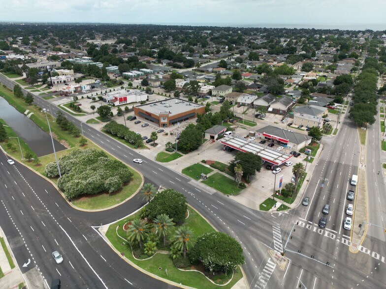 More Photos Of 4601 Veterans Memorial Blvd, Metairie Service Station For Sale