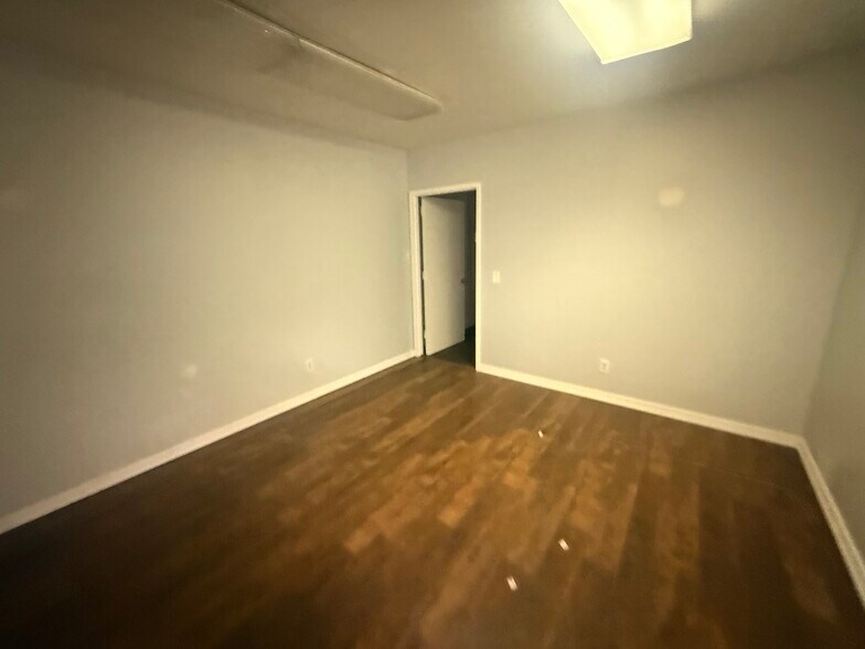 More Photos Of 230 Marion Ave, Linden Research And Development For Sale