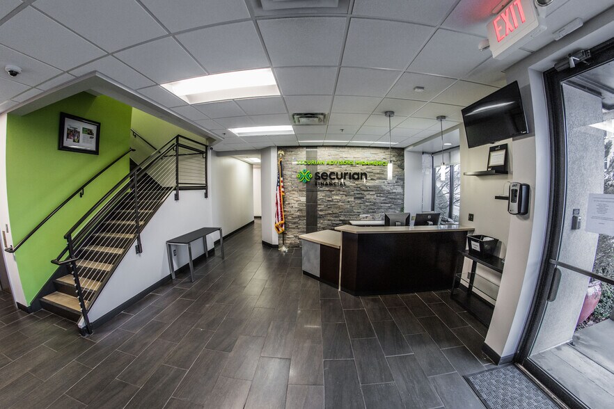 More Photos Of 1616 S Main St, Tulsa Office For Lease