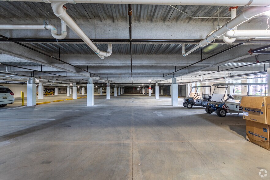 More Photos Of 2826 Ross Clark Cir, Dothan Unknown For Sale