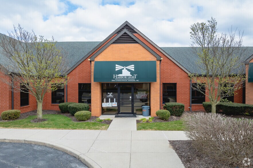 More Photos Of 4646 Nantucket Dr, Toledo Medical For Sale