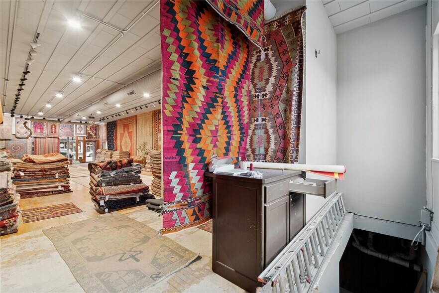 More Photos Of 320 Main St, Kalispell Storefront For Lease