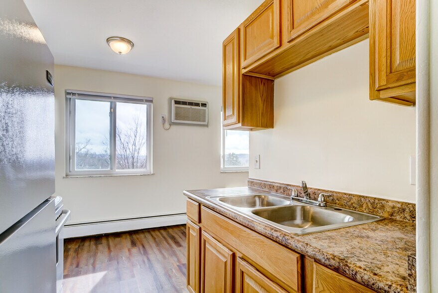 More Photos Of 1668 Glen Parker Ave, Cincinnati Multifamily For Sale