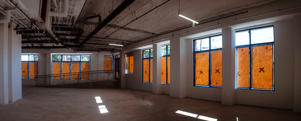 More Photos Of 700 E 241st St, Bronx Apartments For Lease