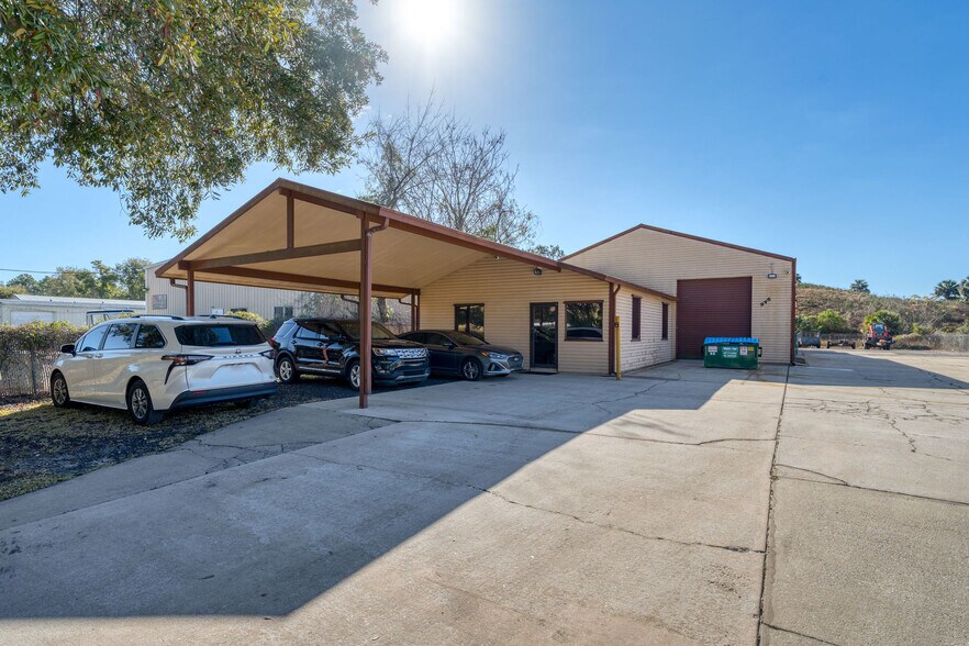 Primary Photo Of 946 Shadick Dr, Orange City Warehouse For Lease