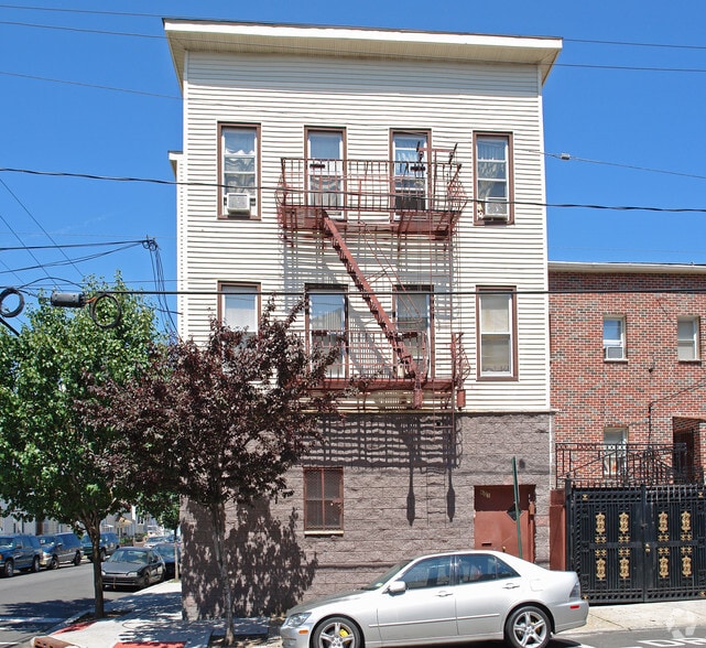 More Photos Of 601-603 Bergenline Ave, Union City Multifamily For Sale