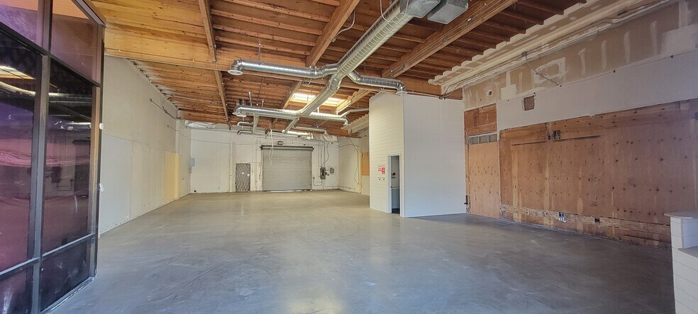 More Photos Of 13902 Harbor Blvd, Garden Grove Light Manufacturing For Sale