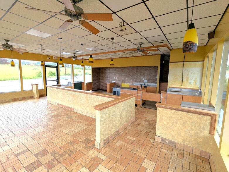 More Photos Of 4872 Grange Rd, Roseburg Fast Food For Sale
