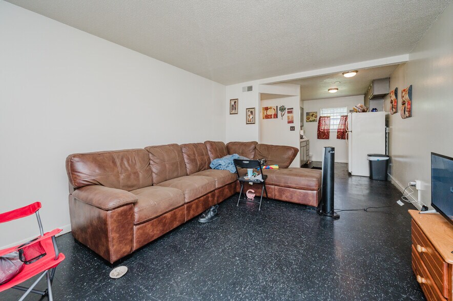 More Photos Of , Birmingham Multifamily For Sale