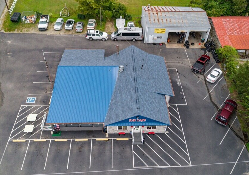 More Photos Of 1006 & 1008 S Church Lane, Tappahannock General Retail For Sale