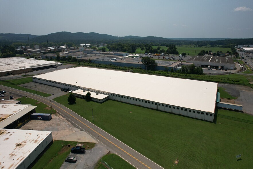 Primary Photo Of 70 Industrial Dr, Cartersville Warehouse For Sale