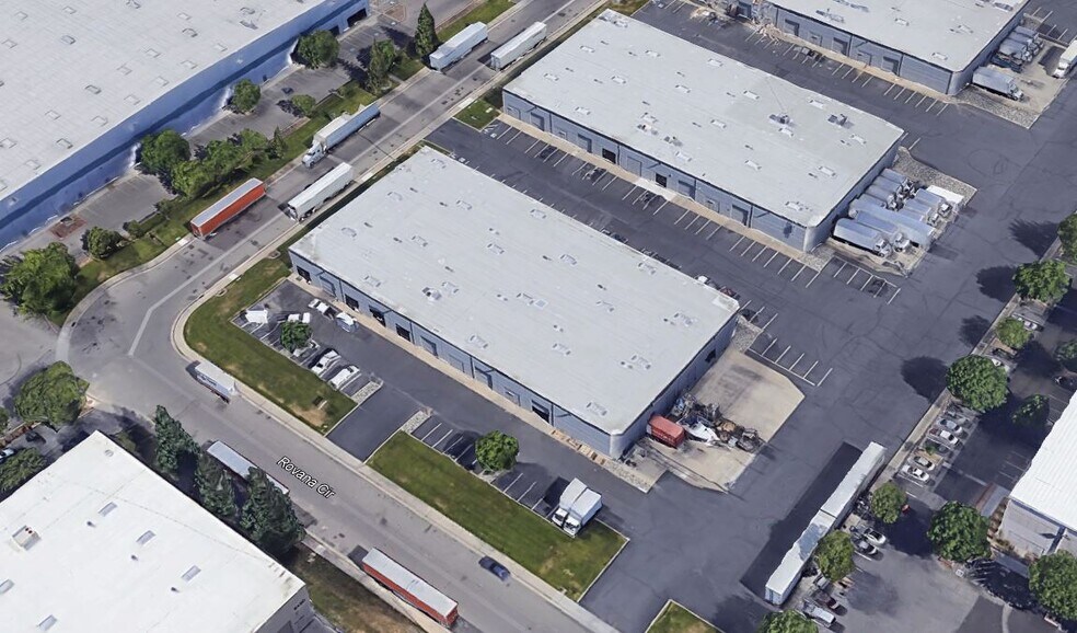 More Photos Of 8425 Rovana Cir, Sacramento Warehouse For Lease