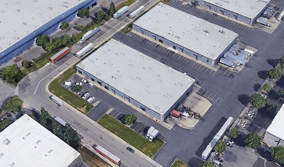 More Photos Of 8425 Rovana Cir, Sacramento Warehouse For Lease