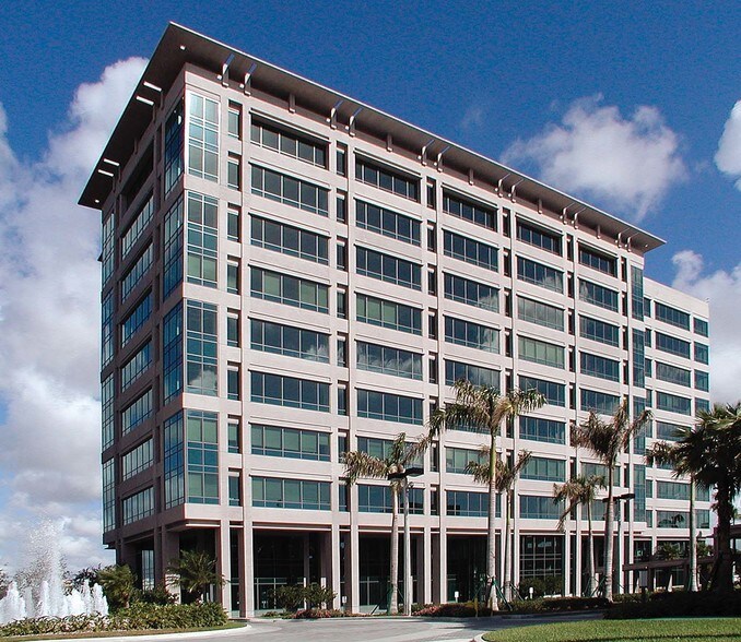More Photos Of 703 NW 62nd Ave, Miami Office For Lease