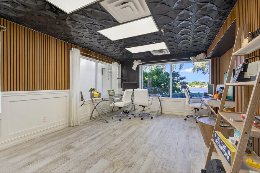 More Photos Of 685 Royal Palm Beach Blvd, Royal Palm Beach Medical For Sale