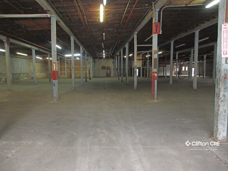 More Photos Of 185 Van Winkle Ave, Hawthorne Warehouse For Lease
