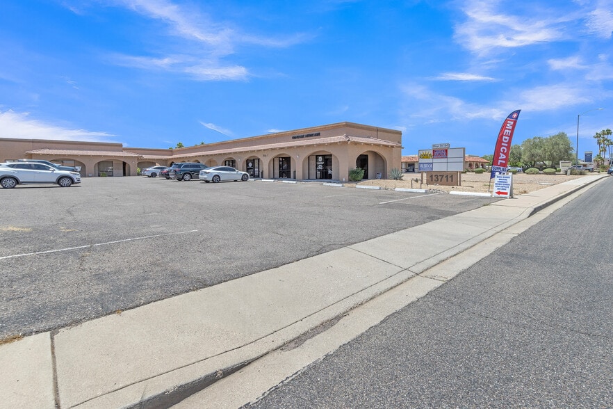 More Photos Of 13711 W Camino Del Sol, Sun City West Medical For Lease