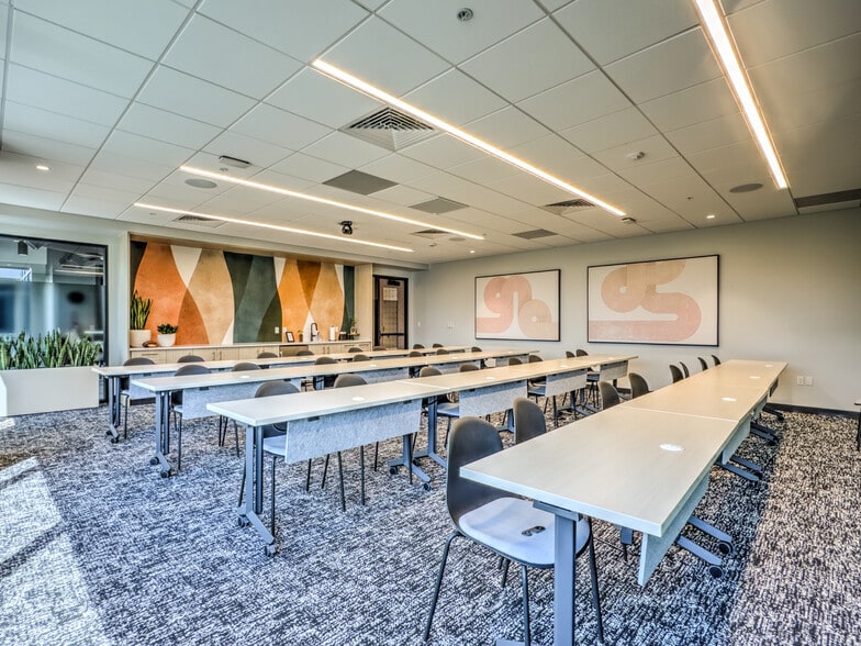 More Photos Of 10375 Park Meadows Dr, Lone Tree Office For Lease