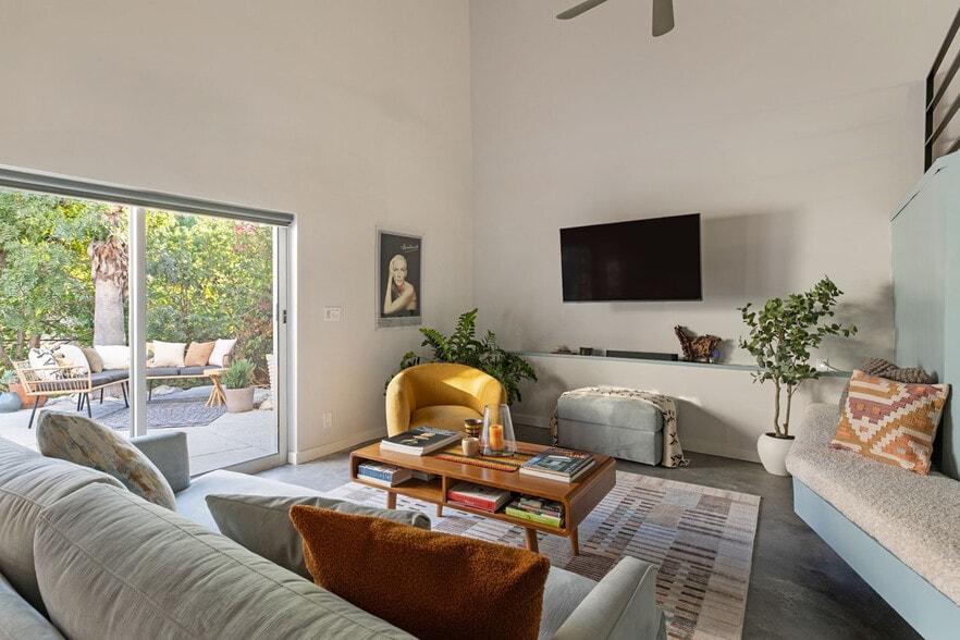 More Photos Of 1642 Elevado St, Los Angeles Multifamily For Sale