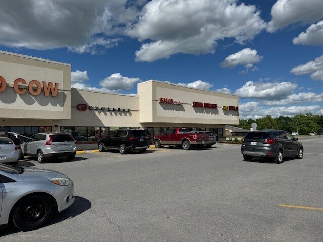 Primary Photo Of 405 E Nifong Blvd, Columbia Unknown For Lease