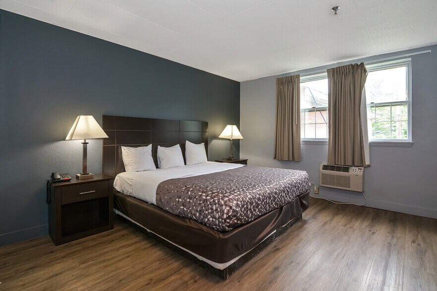 More Photos Of 1186 Worcester Rd, Framingham Hotel For Sale