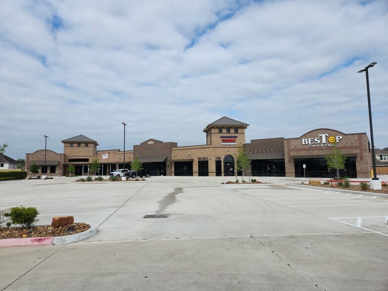 More Photos Of 8002 FM 1464 Rd, Richmond General Retail For Lease