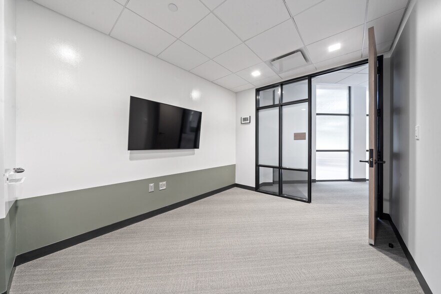 More Photos Of 7620 Guadalupe St, Austin Office For Lease