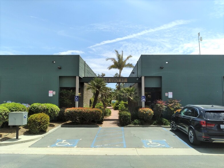 Primary Photo Of 4848 Colt St, Ventura Manufacturing For Sale