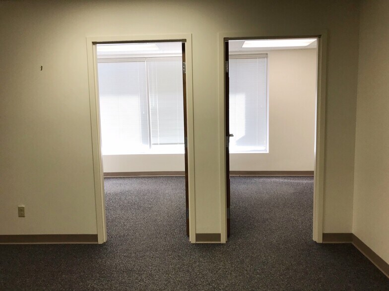 More Photos Of 1210-1228 Towanda Ave, Bloomington Unknown For Lease
