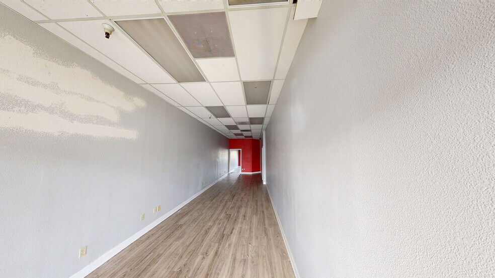 More Photos Of 8887 Folsom Blvd, Sacramento Unknown For Lease