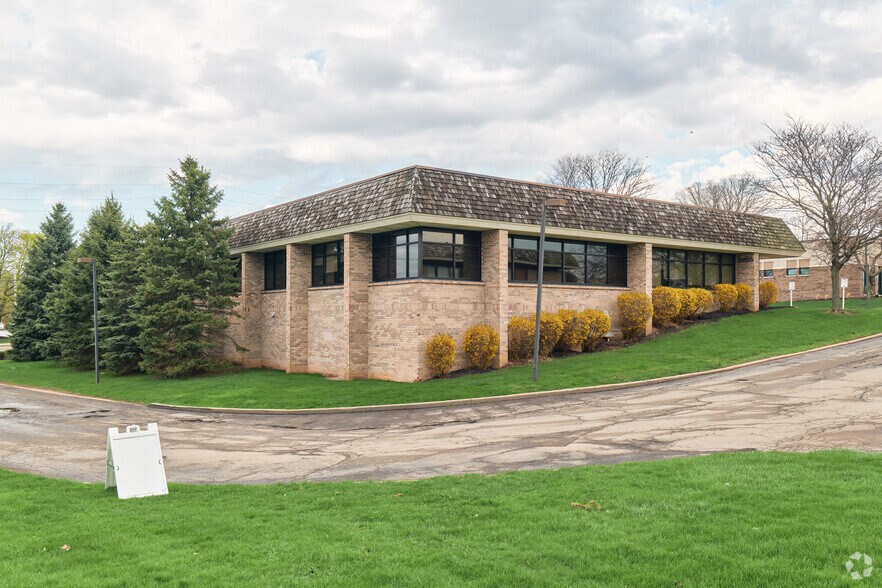 More Photos Of 2225-2275 S Clinton Ave, Rochester Medical For Lease