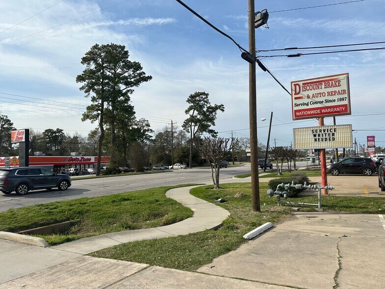 More Photos Of 1806 N Frazier St, Conroe Land For Sale