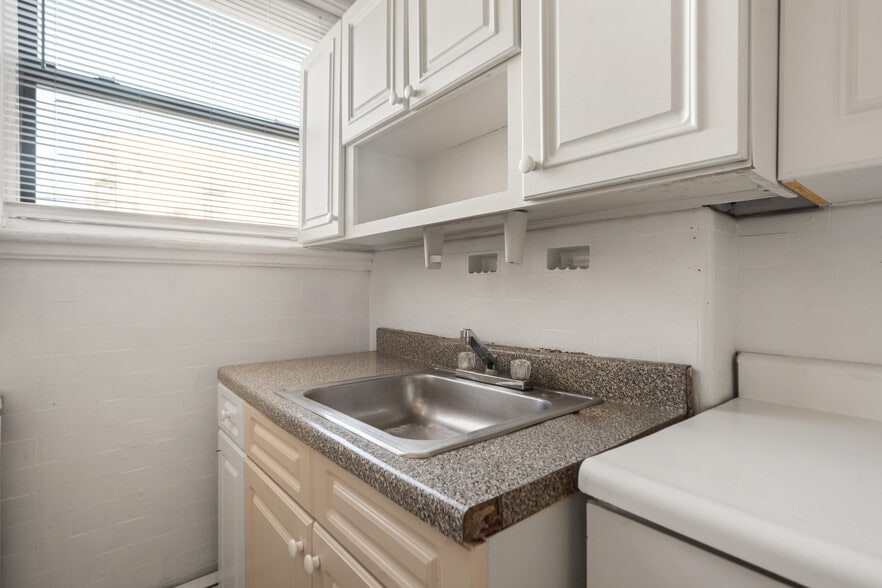 More Photos Of 69 Hague St, Jersey City Apartments For Sale