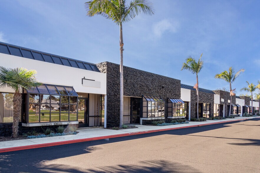 More Photos Of 5205 Avenida Encinas, Carlsbad Unknown For Lease