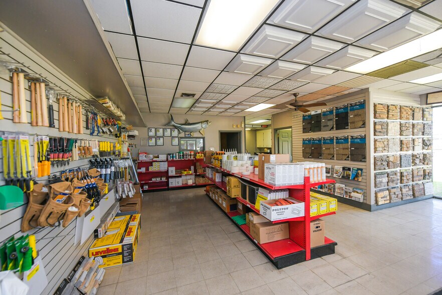 More Photos Of 3045 S McCall Rd, Englewood Warehouse For Sale