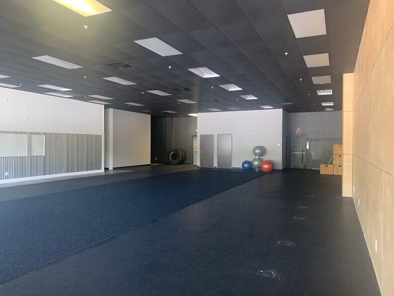 More Photos Of 15 Trieble Ave, Ballston Spa Freestanding For Lease