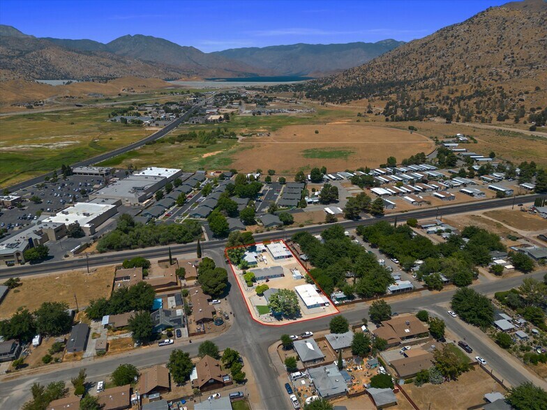 Primary Photo Of 2924 Claire St, Lake Isabella Apartments For Sale