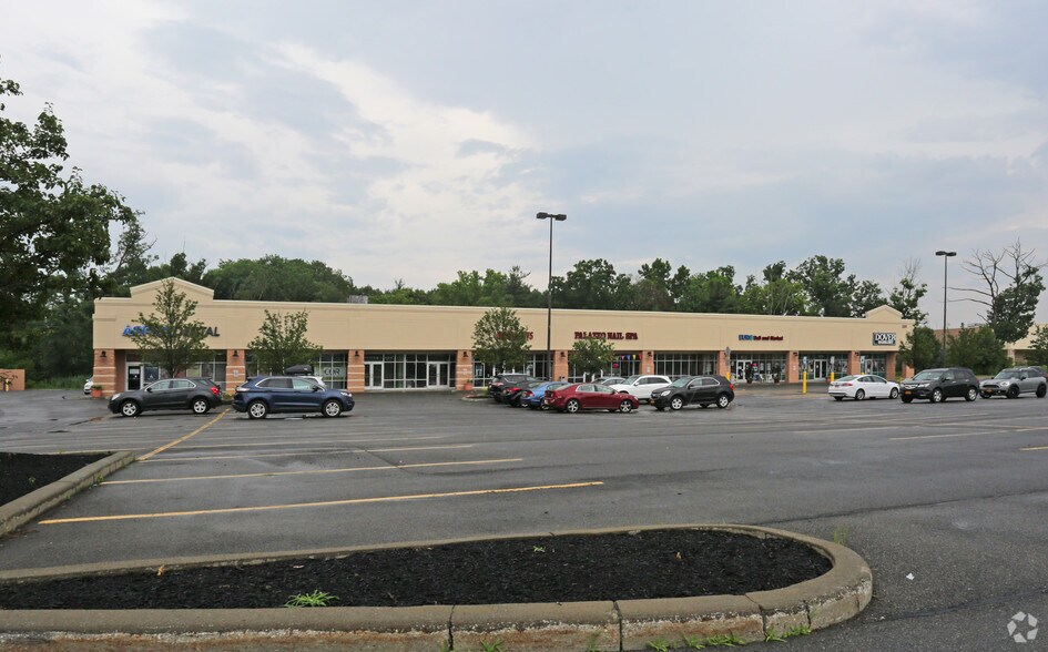 More Photos Of 221-231 Wade Rd Ext, Latham Unknown For Lease