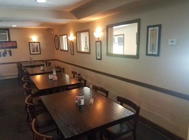 More Photos Of 6418 Chambersburg Rd, Fayetteville Restaurant For Sale