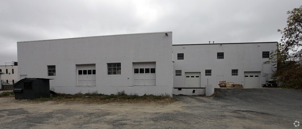 More Photos Of 555 Atwood Ave, Cranston Restaurant For Lease