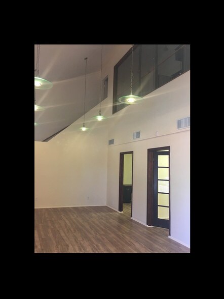 More Photos Of 2567-2579 N 1st Ave, Tucson Office For Sale