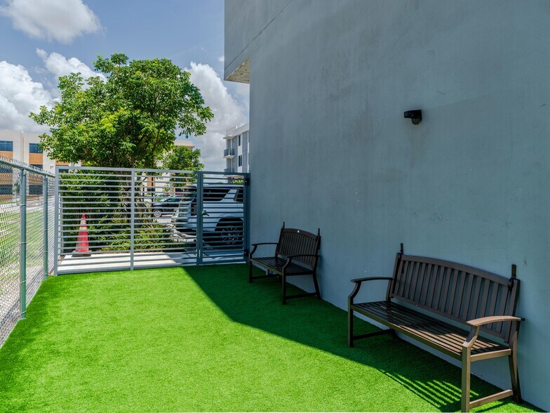 More Photos Of 26720 Old Dixie Hwy, Homestead Apartments For Sale