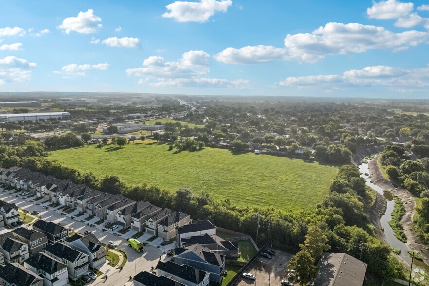 More Photos Of 206 Staffordshire Rd, Stafford Land For Sale